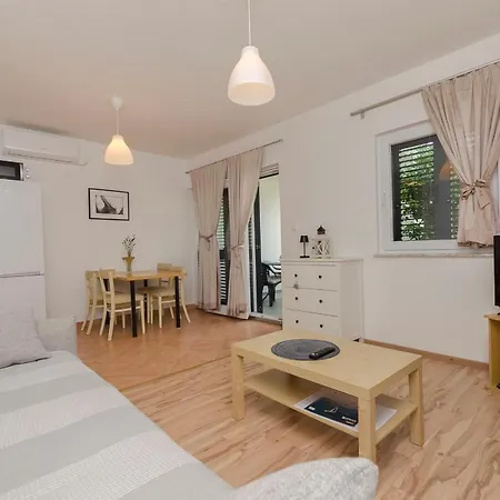 Apartment Rose Garden Vodice